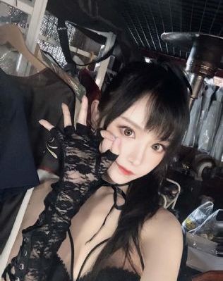 漂亮的女邻居3